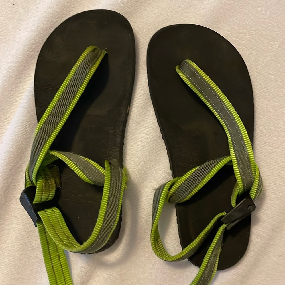 Kids barefoot/minimalist sandal